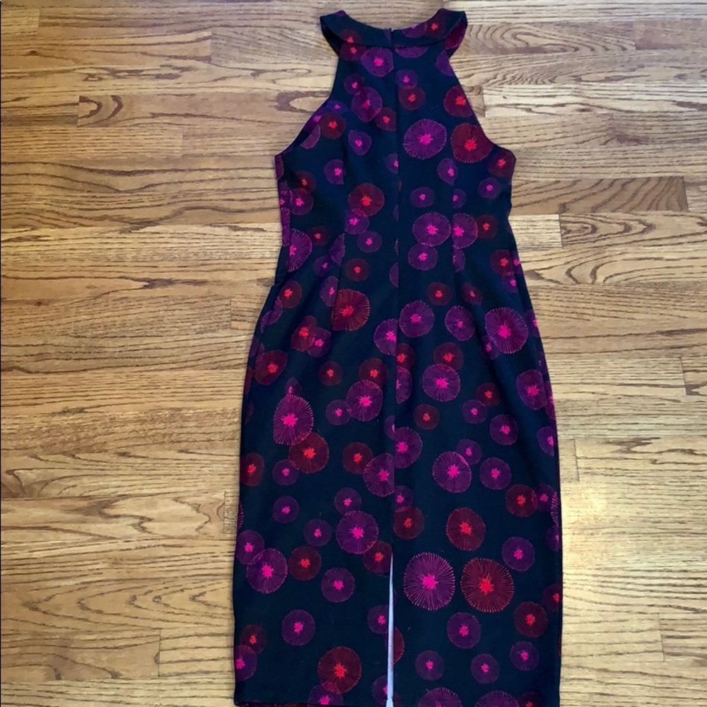 NWOT Trina Turk starburst sheath dress - Picture 6 of 6